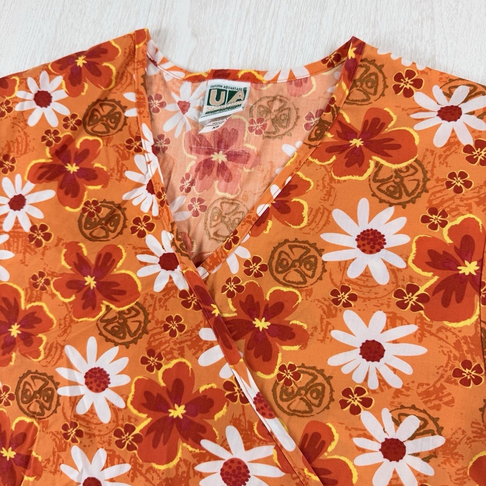 UA Scrubs Women's Small V Neck Hawaiian Orange Floral Cotton Blend Medical Top